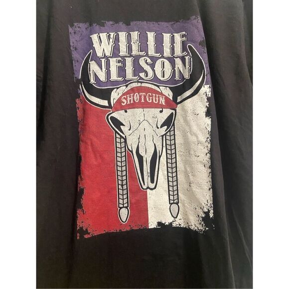 Willie Nelson T-shirt size Large - Picture 2 of 2